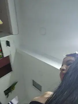 Pretty_Julieta webcam