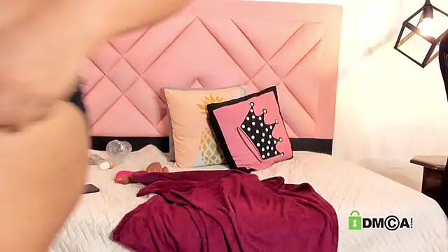 isa_cute_1 - Isa_cute_1's free webcam - UK Sex Cams