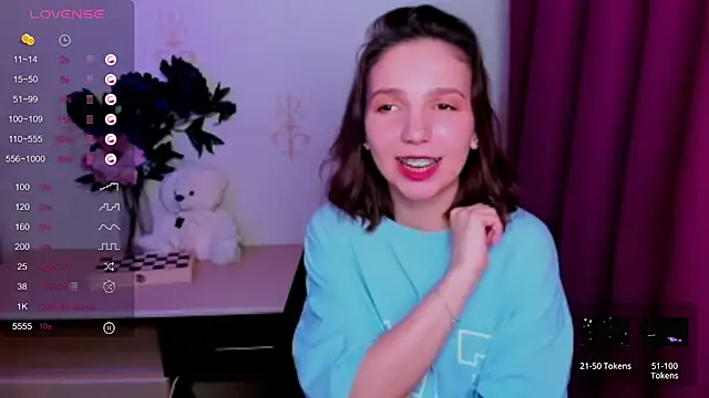 KindHazelHere_ webcam