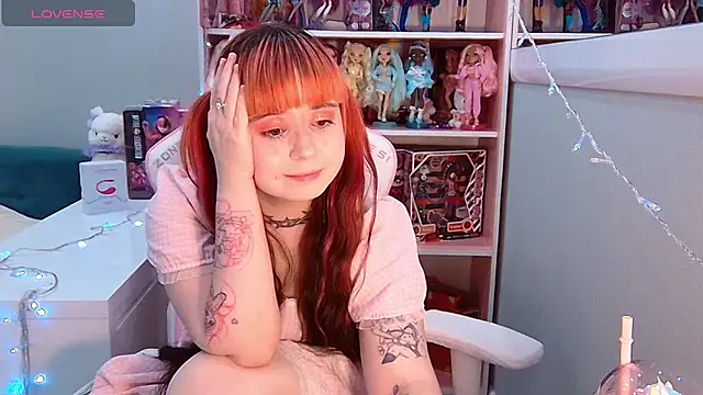 naomi_storm - Naomi_Storm's free webcam - UK Sex Cams