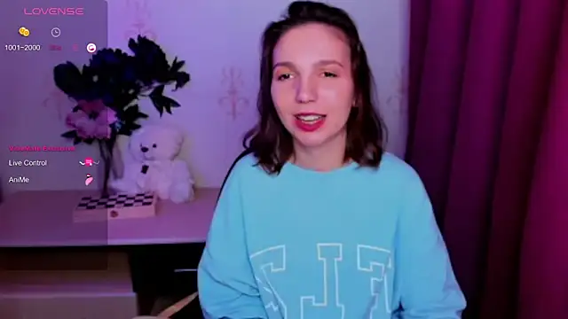 KindHazelHere_ webcam