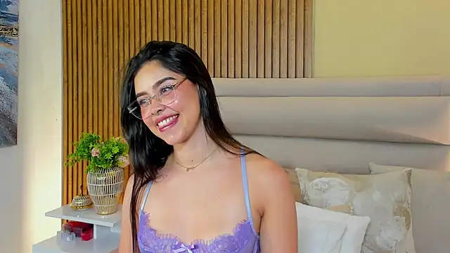 CristalMayson webcam