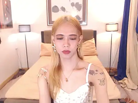 PreciousAmore webcam