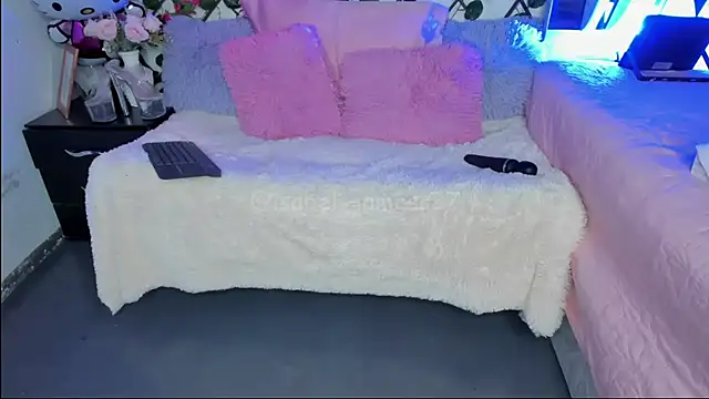 isabel_jaames - Isabel_jaames's free webcam - UK Sex Cams