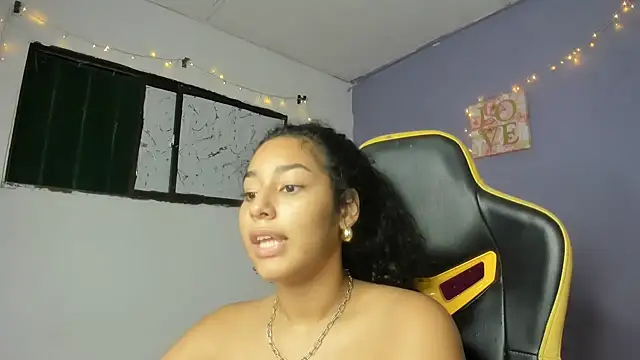 emily_stars1 webcam