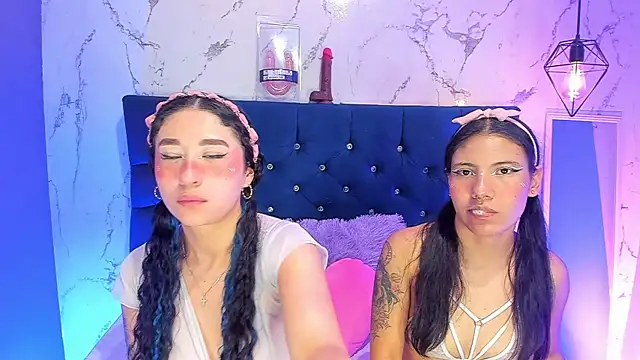 Dakotaa_Johnson webcam