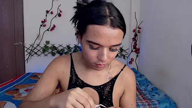 Candyy_doll__ webcam