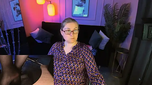 Alexandra_Kind webcam