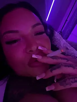 _melinacurves_ (F young) - 3 hot videos