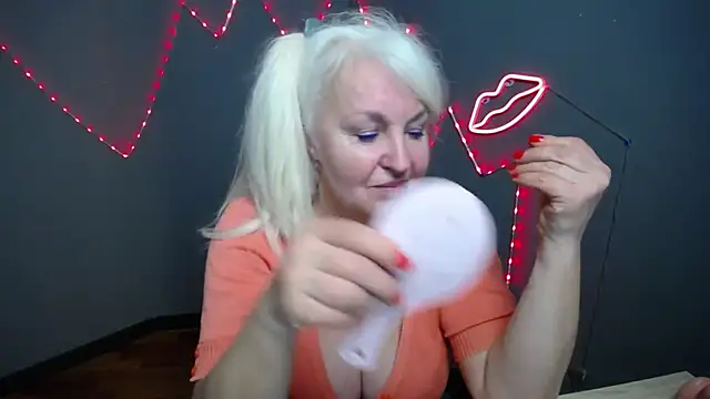 BlondyLeeBest webcam