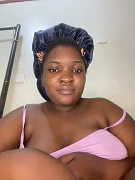 sweet18creamybigpussy webcam