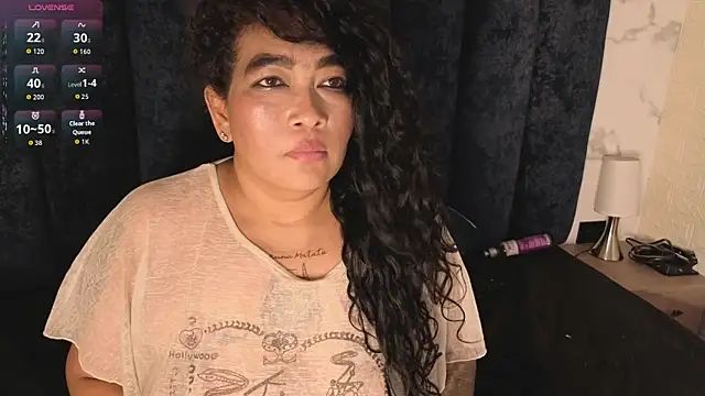 yunkeyc (F milf) - Soft booty slaps 😈