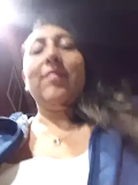 Valeria_montana_ webcam