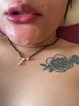 Rosy_BabyDoll Live Webcam on Stripchat