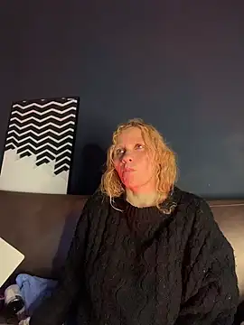 EvangelineLove_ webcam