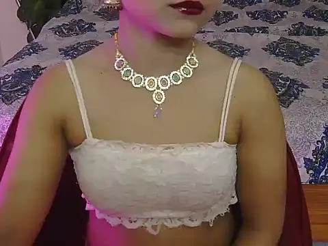 bold-fareen (F young) - ass show fingring