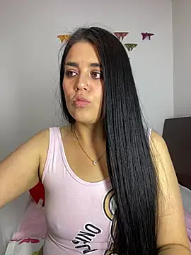 sophyy_white webcam