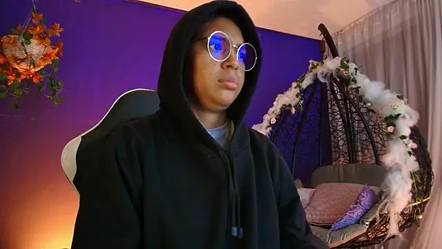 emmapark_ - Emmapark_'s free webcam - UK Sex Cams