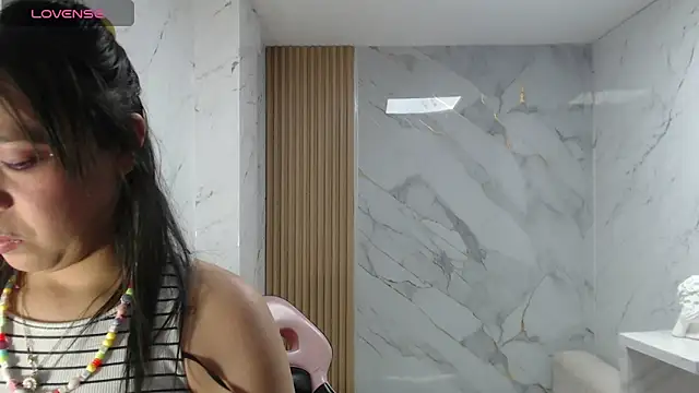 gabriella_storm_tf - Gabriella_storm_tf's free webcam - UK Sex Cams