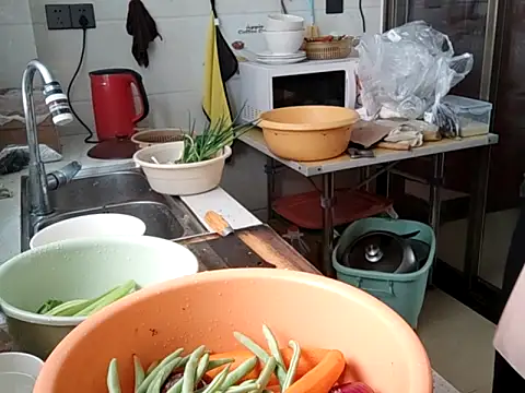 AngelwithEcup webcam