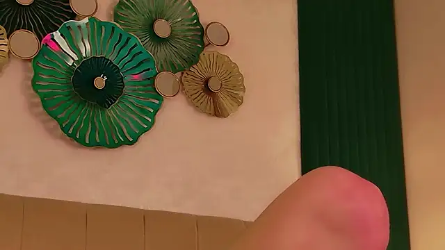 Beckie_White Stripchat cam model