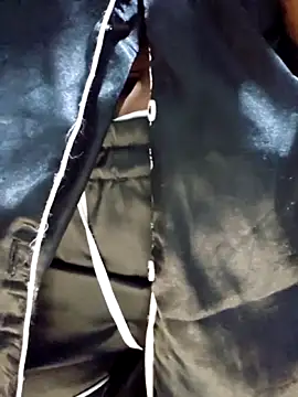 Shaniko89 - Live Cams