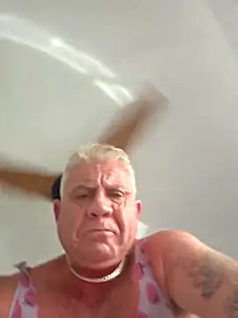 Preview of handsolo_porn