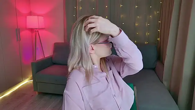 mary_piersen - Mary_Piersen's free webcam - UK Sex Cams