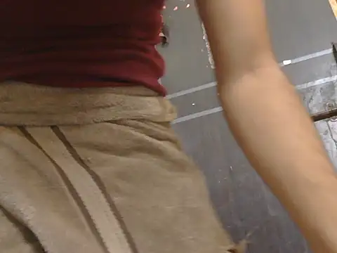 Stubborndesiboy webcam