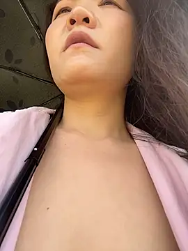 美女xiaochengzi505在线直播