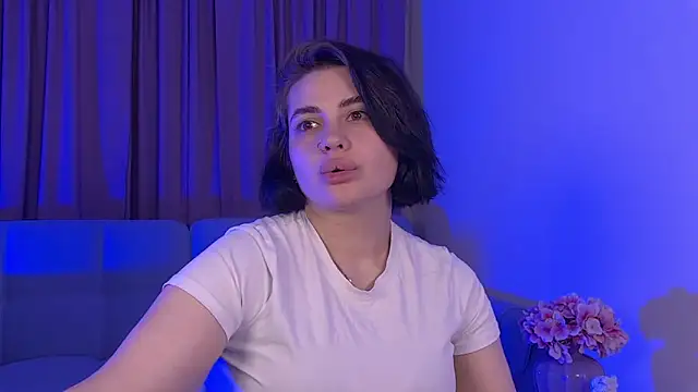 AdrianaToress webcam