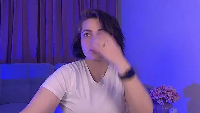 adrianatoress - AdrianaToress's free webcam - UK Sex Cams