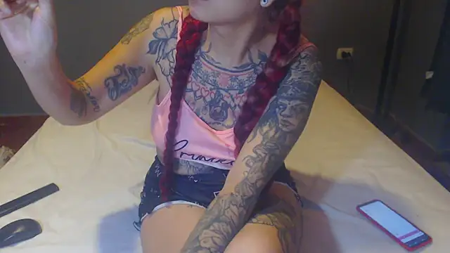 Tattoodreams_lucy webcam