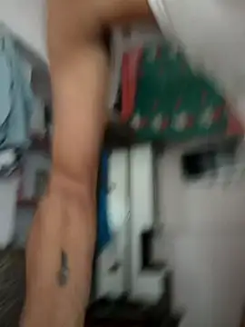 Funcouple0069 webcam