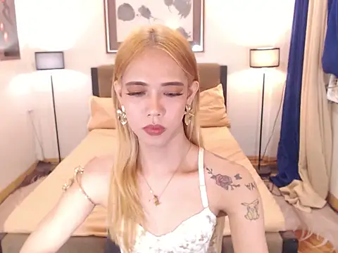 PreciousAmore webcam