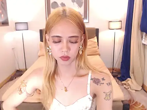 PreciousAmore webcam