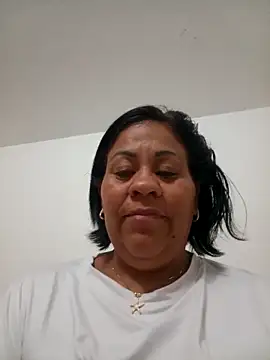 veronica_missbigg - Veronica_missbigg's free webcam - UK Sex Cams