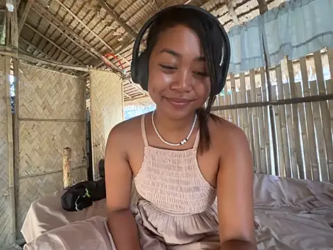 Juliet_official_pro webcam