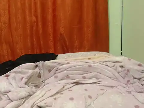 AMAZING_KELLY2020 webcam