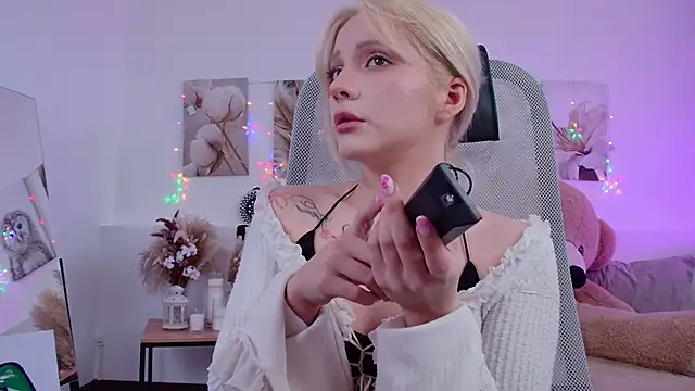 AuroraWrenfield webcam