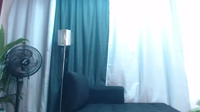 astrid_porno (T young) - fuck me hard