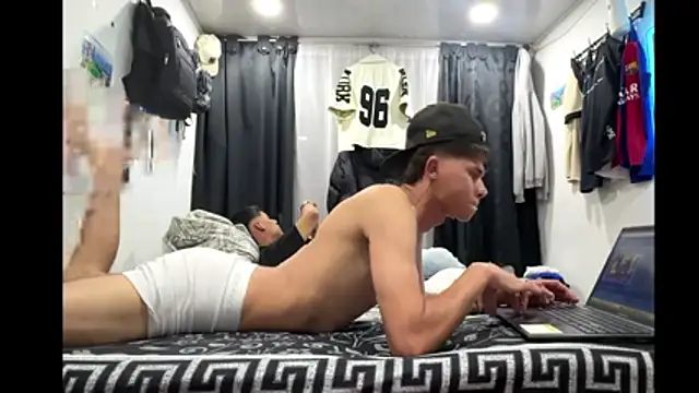 Jackdaniel001_ webcam