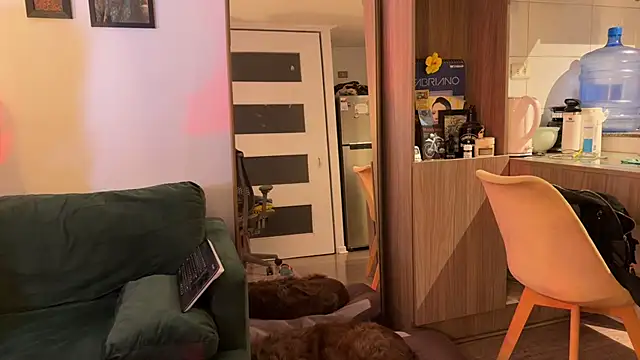 Redfloweer1 live sex cam