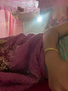 Girlsexxy-excitef webcam