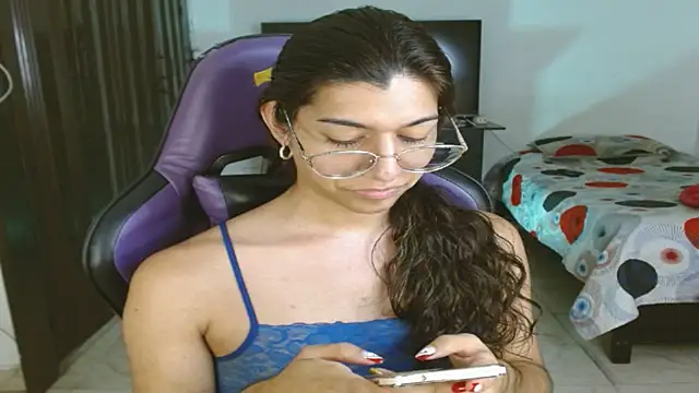 Alanni_parker webcam