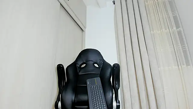 Biscuit_oliva webcam