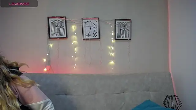 Sweet_Bella_Valery webcam