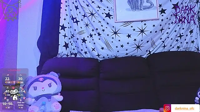 dark_nina__ webcam