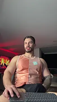 valenthino_salvatore - Valenthino_Salvatore's free webcam - UK Sex Cams