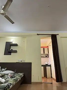 indianshycouple webcam